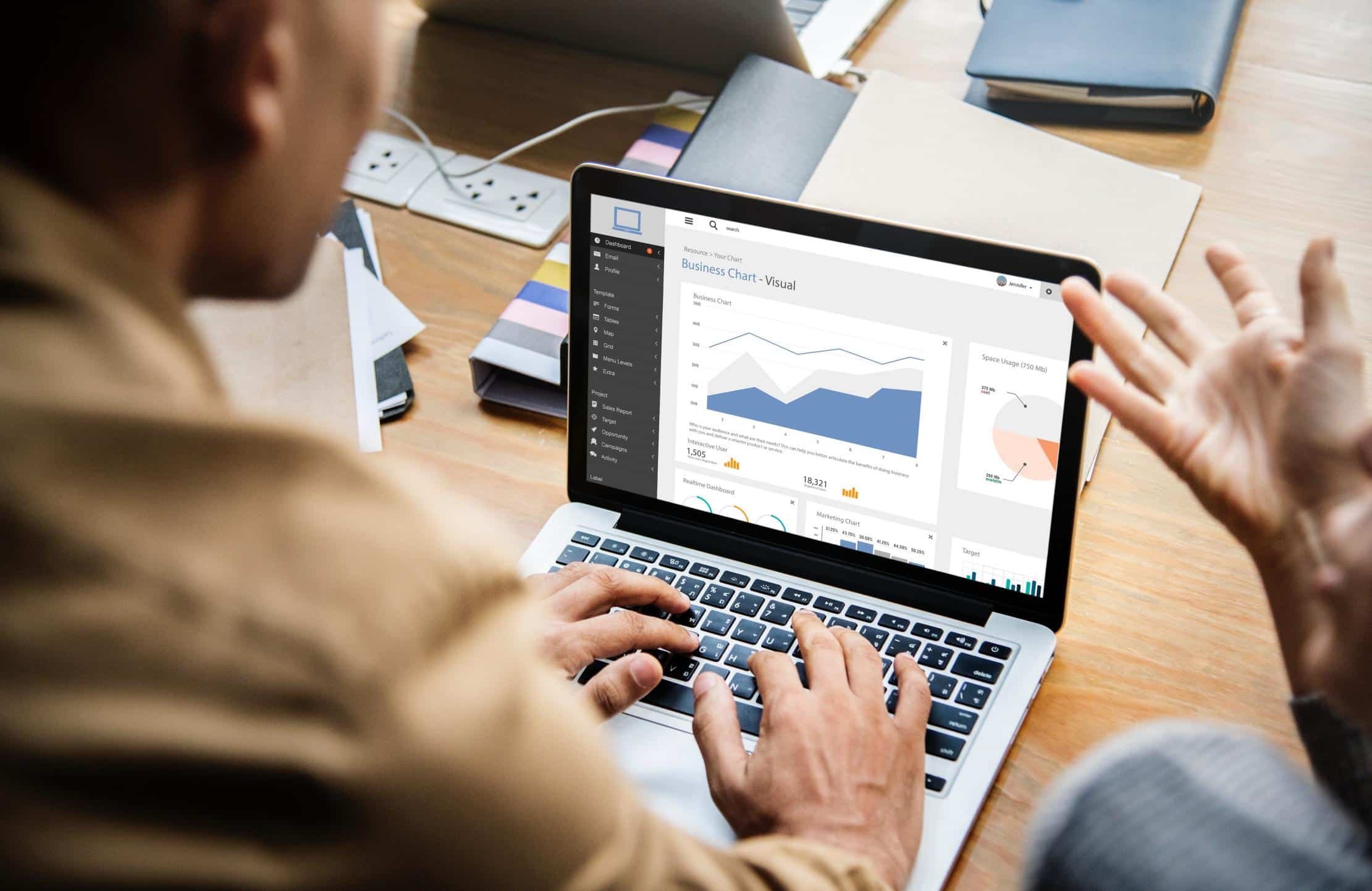 Reverse IP Lookup for B2B Prospecting